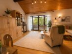 ++RESERVIERT++ Exkl. 3,5-Zi.-Maisonette mit 2 Dachbalkonen & Galerie in Lörrach-Tumringen - Wohnzimmer