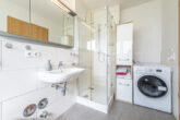 ++NEU IM ANGEBOT++ Moderne, neuwertige Eigentumswohnung mit schönem Garten in Lörrach (Stetten) - Badezimmer