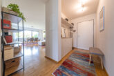 ++NEU IM ANGEBOT++ Moderne, neuwertige Eigentumswohnung mit schönem Garten in Lörrach (Stetten) - Flur Diele