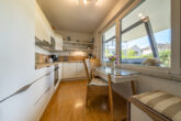 ++NEU IM ANGEBOT++ Moderne, neuwertige Eigentumswohnung mit schönem Garten in Lörrach (Stetten) - Küche