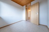 ++PROVISIONSFREI FÜR KÄUFER++ Reihen-Eckhaus mit Ausbau-Potenzial und Einzelgarage in beliebter Lage - Zimmer