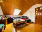 ++NEU IM ANGEBOT++ Freistehendes Einfamilienhaus in sehr ruhiger Bestlage von Neuenburg am Rhein - Zimmer DG