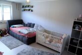 ++RESERVIERT++ Ruhig und zentral: 4-Zi.-Wohnung inkl. Garage und Aussicht in Maulburg - Kinderzimmer