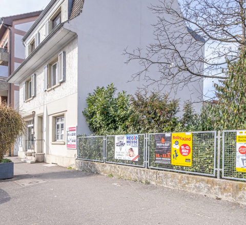 ++RESERVIERT++ PROVISIONSFREI für Käufer – Klassisches Stadthaus mit 2 Wohnungen und Laden in Weil, 79576 Weil am Rhein, Haus