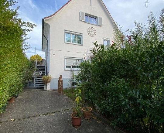 3,5-Zi.-Wohnung mit Wintergarten, Garage m. Werkstatt in Weil-Haltingen, 79576 Weil am Rhein / Haltingen, Etagenwohnung