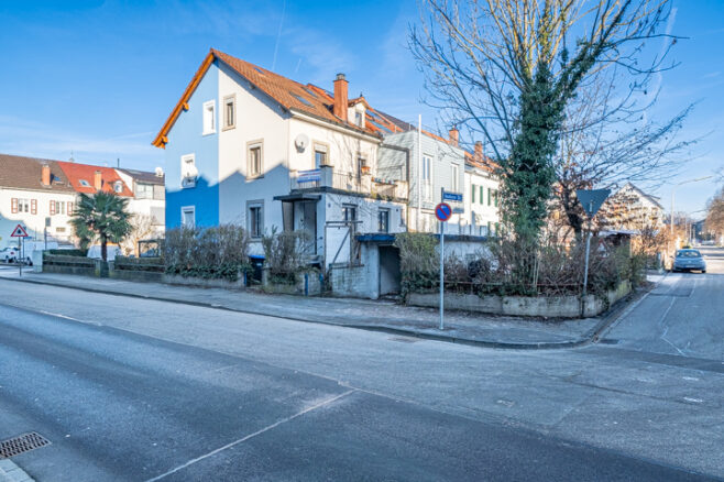 ++VERKAUFT ++ Reiheneckhaus mit Garage – „Köchlinhaus“ – ideal für Handwerker!, 79539 Lörrach, Reiheneckhaus