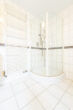 ++RESERVIERT++ Mehrgenerationenhaus mit Potenzial in der Ortsmitte Binzen – Ideal für Handwerker - Badezimmer