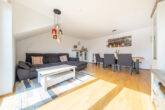 ++NEU IM ANGEBOT++ Große neuwertige Maisonette-Wohnung mit Dachbalkonen in Efringen-Kirchen - Wohnen Essen