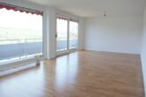 ++VERMIETET++ Penthouse mit traumhaften Aussichten in zentraler City-Lage von Lörrach - Wohnzimmer