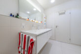 ++PROVISIONSFREI für Käufer++ Große, komfortable und sonnige Terrassen-Wohnung mit Aussicht - Badezimmer